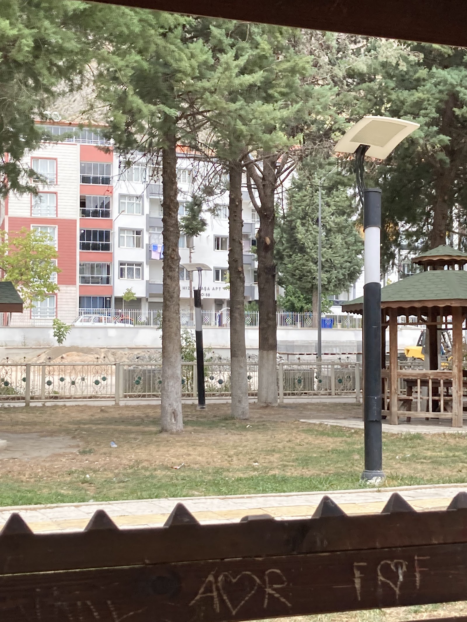 BEYAZ KÖŞK