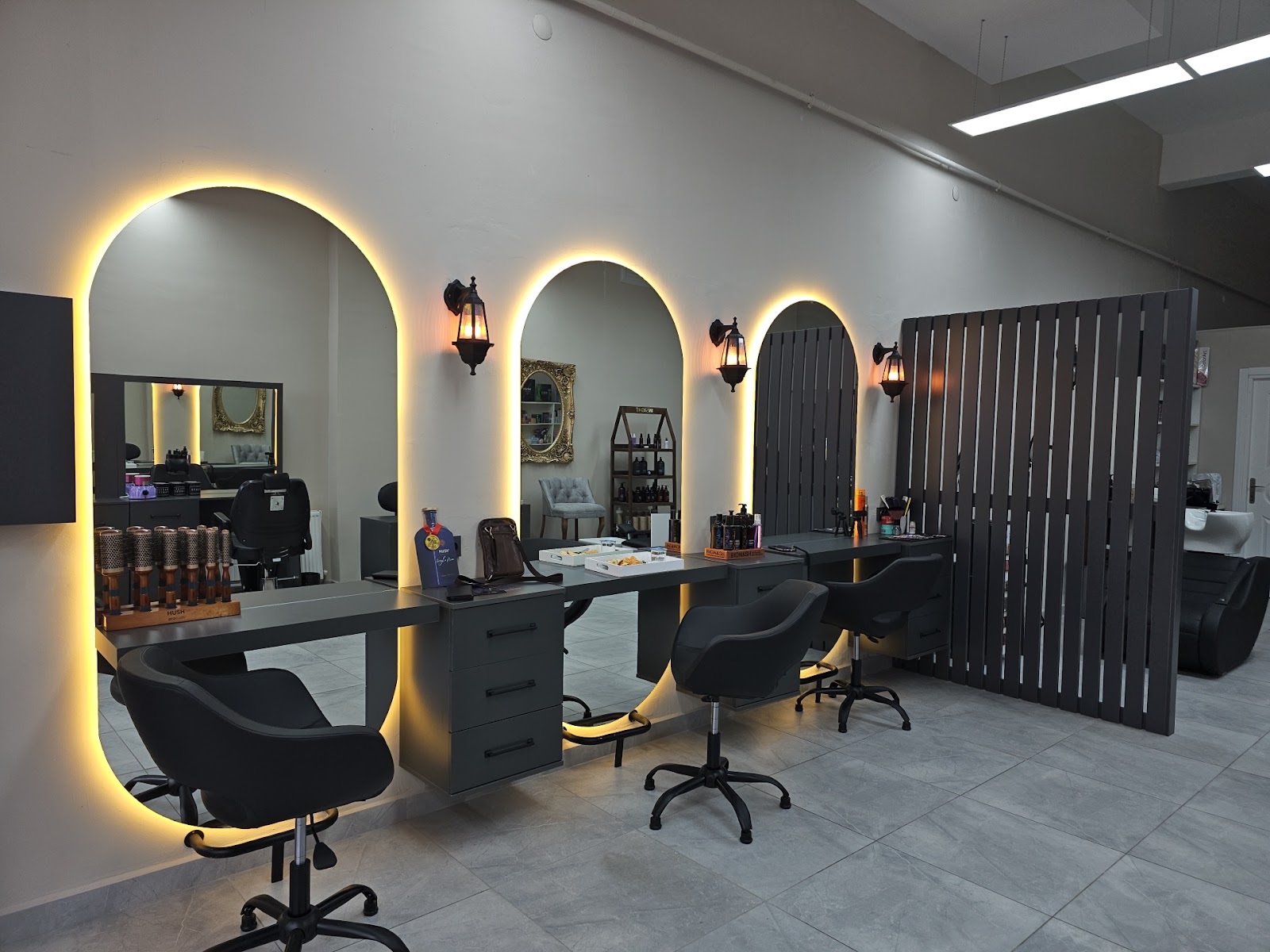 Hair İstanbul Kuaför ve Güzellik Salonu