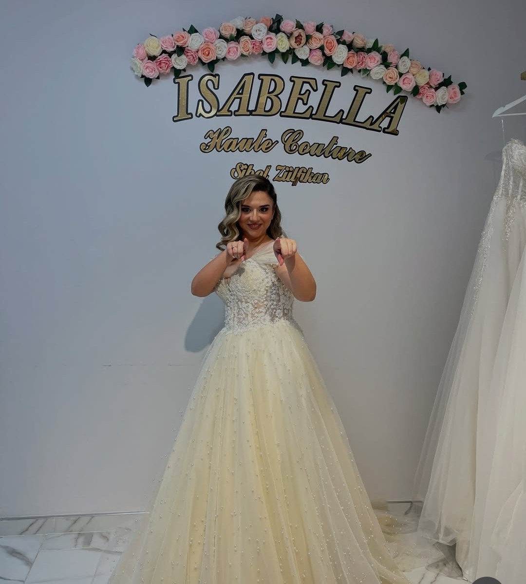 ISABELLA GELİNLİK
